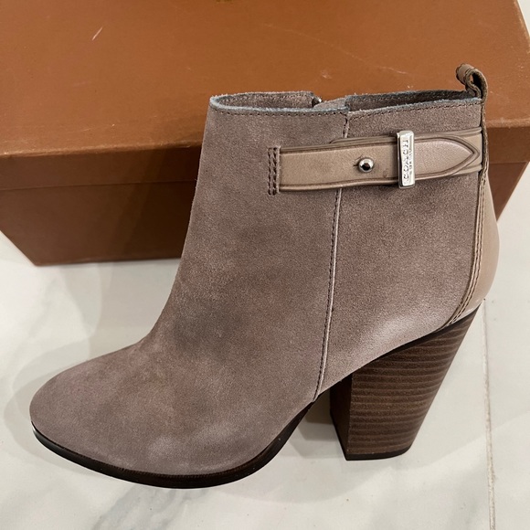Cute Coach boots, light grey - Picture 3 of 8
